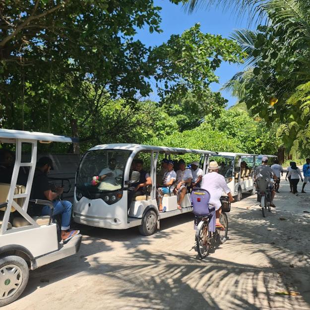 Kingsway Thoddoo Maldives Hotell Exteriör bild
